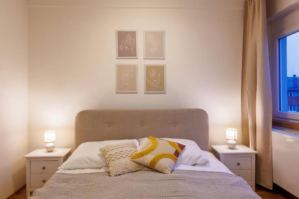 1 Bedroom Apartment With Terrace And Free Parking Near Metro Prague Extérieur photo